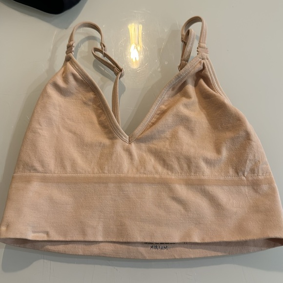 Four light-support bralettes - size Small - Picture 8 of 14